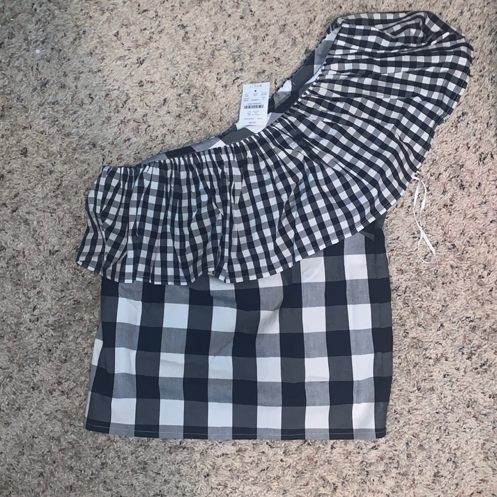 NWT Checkered Off the shoulder top